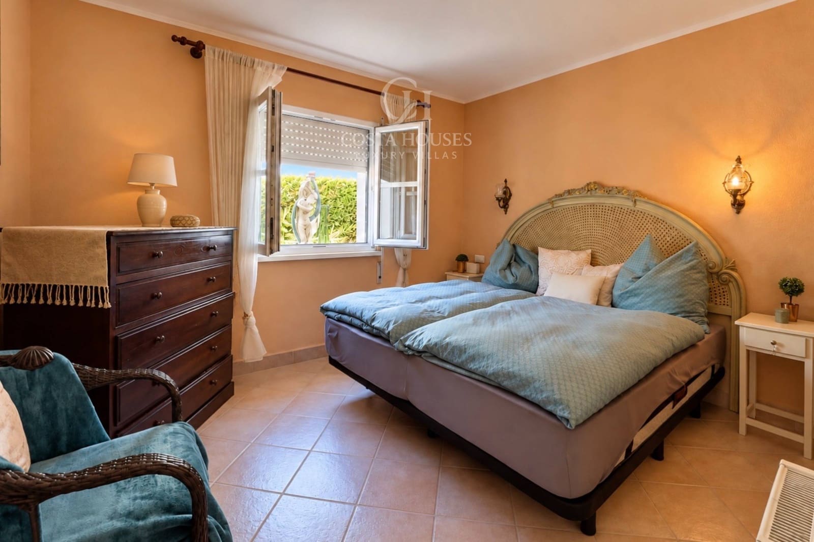 4 sypialnia Willa na sprzedaż w Javea / Xabia z basenem garażem - 750 000 € (Ref: 10120209)