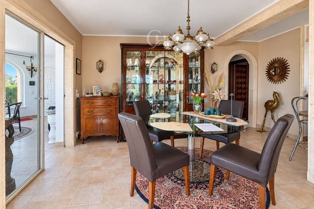 4 makuuhuone Huvila myytävänä paikassa Portichol - Balcón al Mar, Javea / Xàbia mukana uima-altaan 
autotalli - 750 000 € (Ref: 10120209)