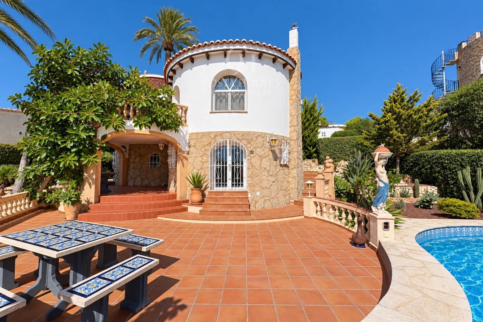 4 sypialnia Willa na sprzedaż w Javea / Xabia z basenem garażem - 750 000 € (Ref: 10120209)