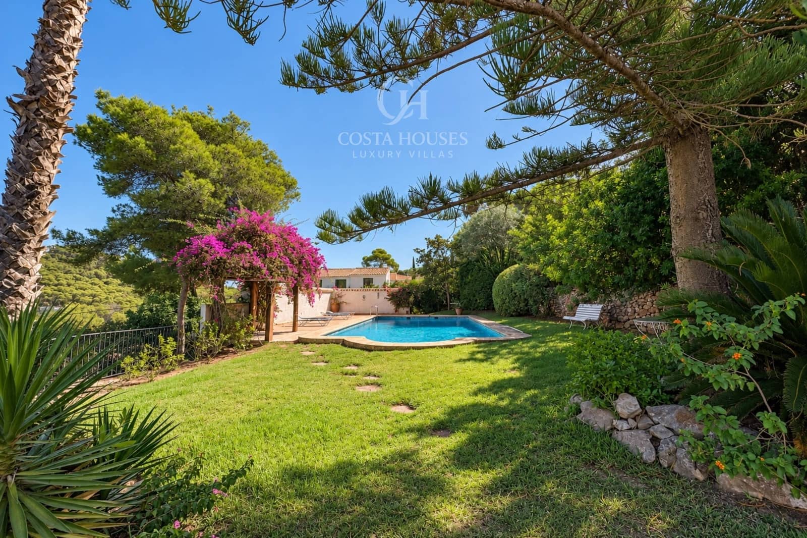 6 Zimmer Villa zu verkaufen in Javea / Xabia mit Pool Garage - 1.200.000 € (Ref: 10136081)