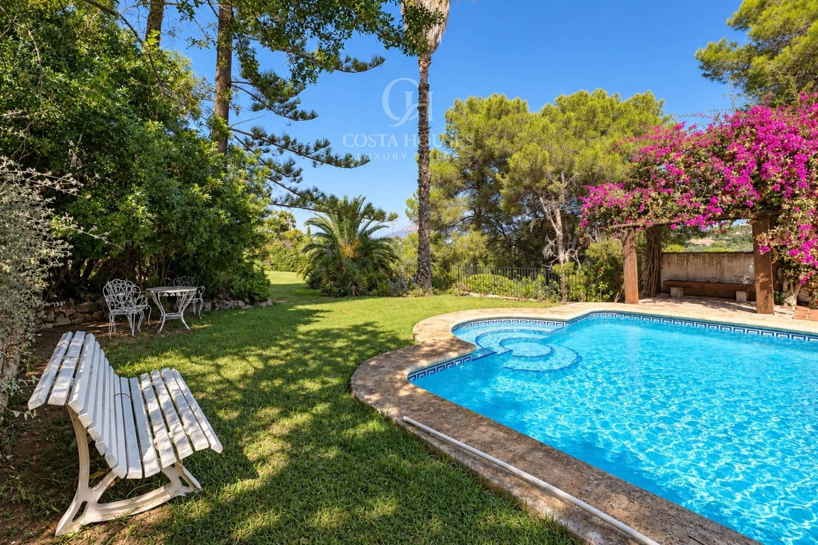 6 Zimmer Villa zu verkaufen in Javea / Xabia mit Pool Garage - 1.200.000 € (Ref: 10136081)