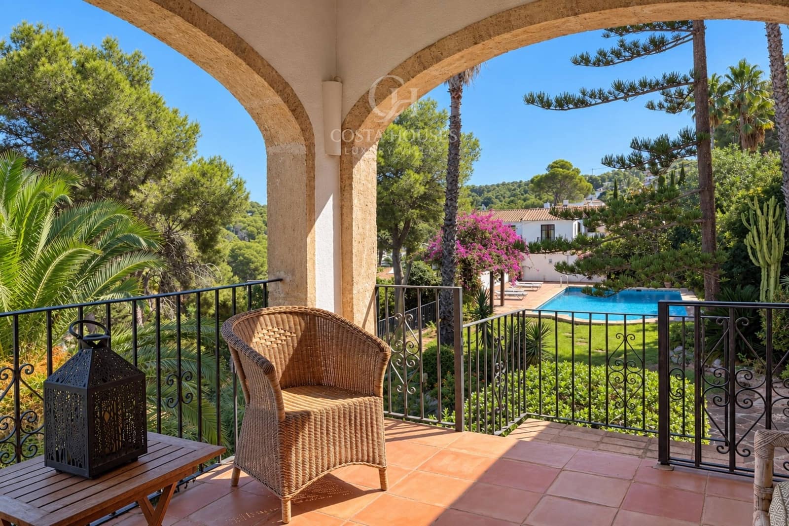 6 Zimmer Villa zu verkaufen in Javea / Xabia mit Pool Garage - 1.200.000 € (Ref: 10136081)