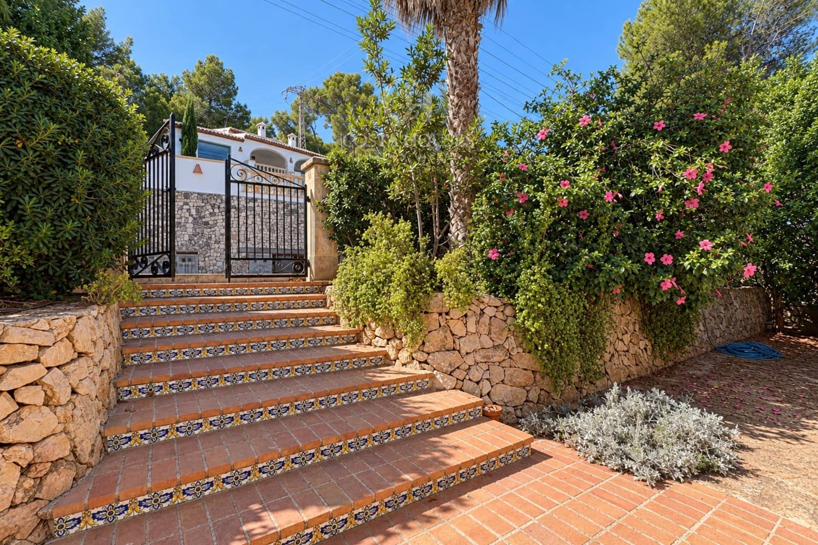6 Zimmer Villa zu verkaufen in Javea / Xabia mit Pool Garage - 1.200.000 € (Ref: 10136081)