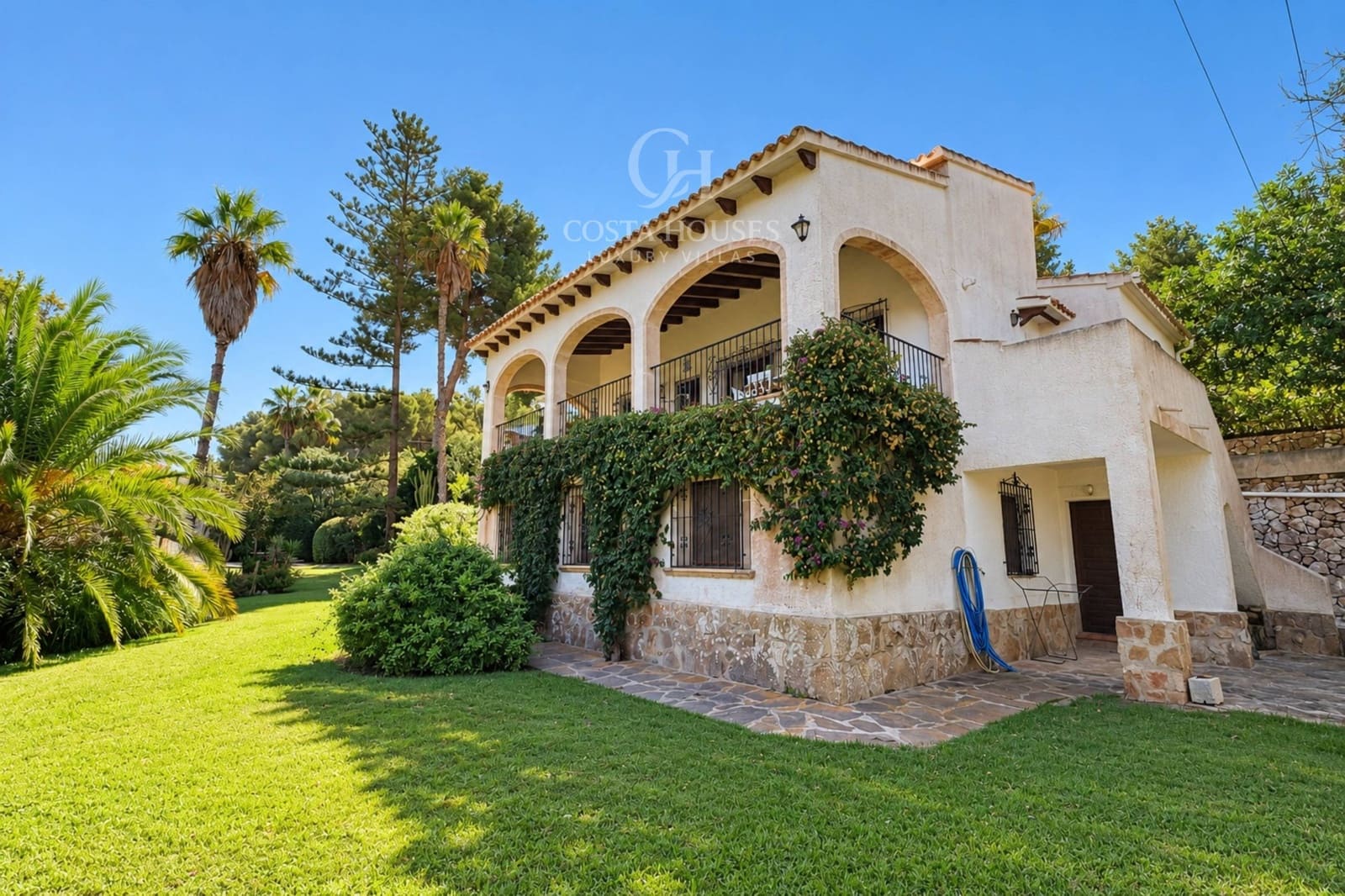 6 Zimmer Villa zu verkaufen in Javea / Xabia mit Pool Garage - 1.200.000 € (Ref: 10136081)