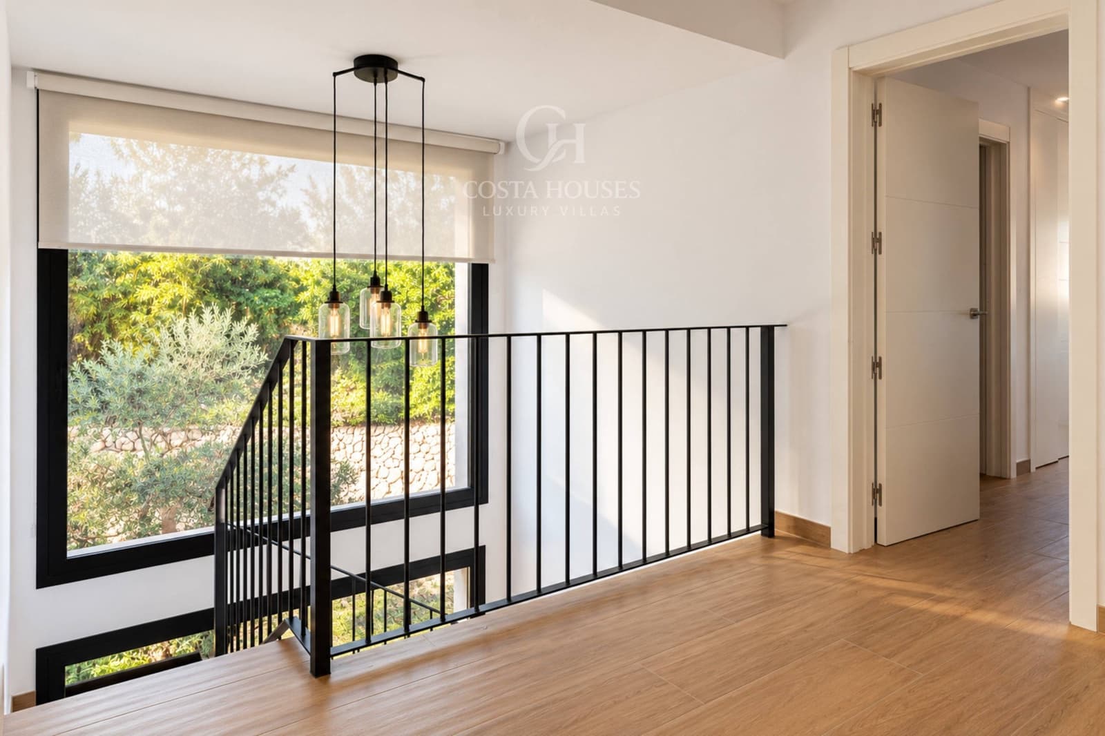 5 sypialnia Willa na sprzedaż w Javea / Xabia z basenem garażem - 1 795 000 € (Ref: 10136082)