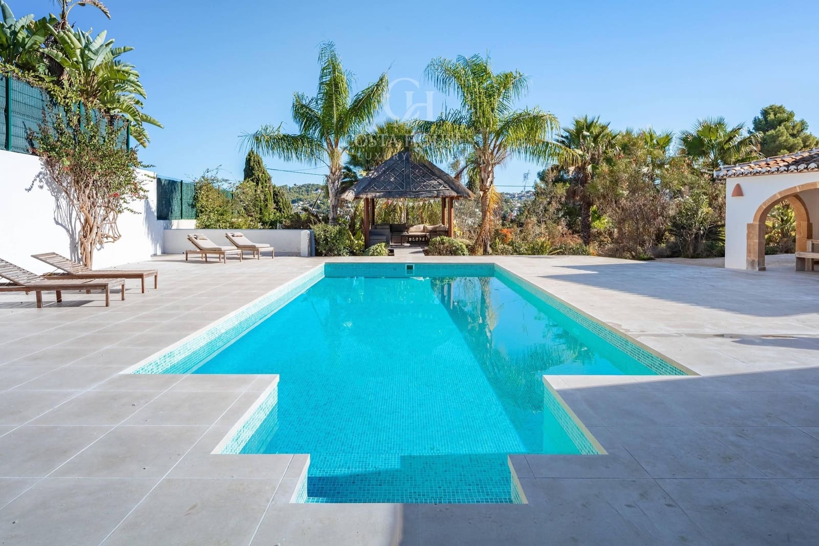 5 bedroom Villa for sale in Javea / Xabia with pool garage - € 1,795,000 (Ref: 10136082)