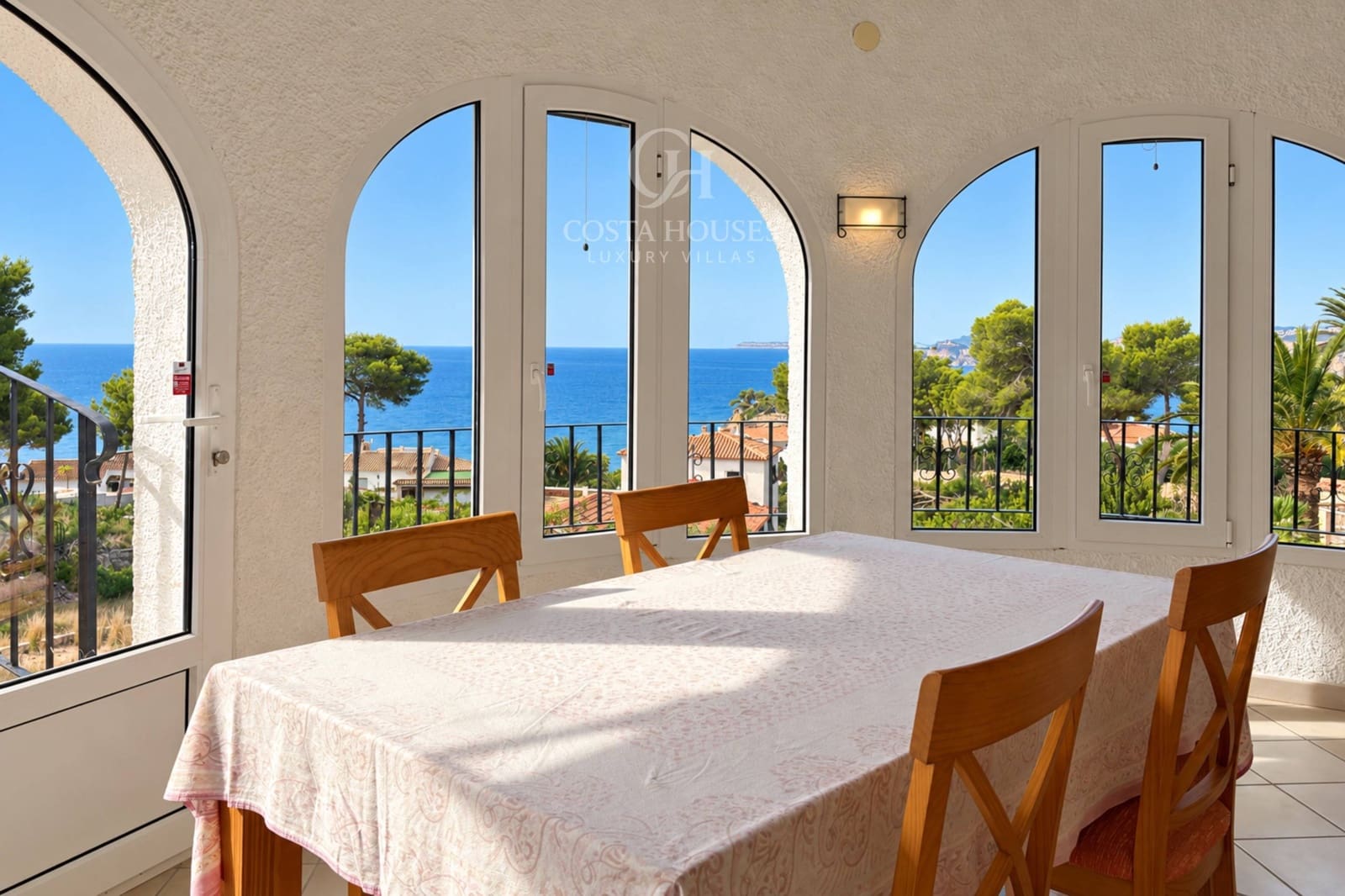 4 soverom Villa til salgs i Javea / Xabia med svømmebasseng garasje - € 990 000 (Ref: 10139735)