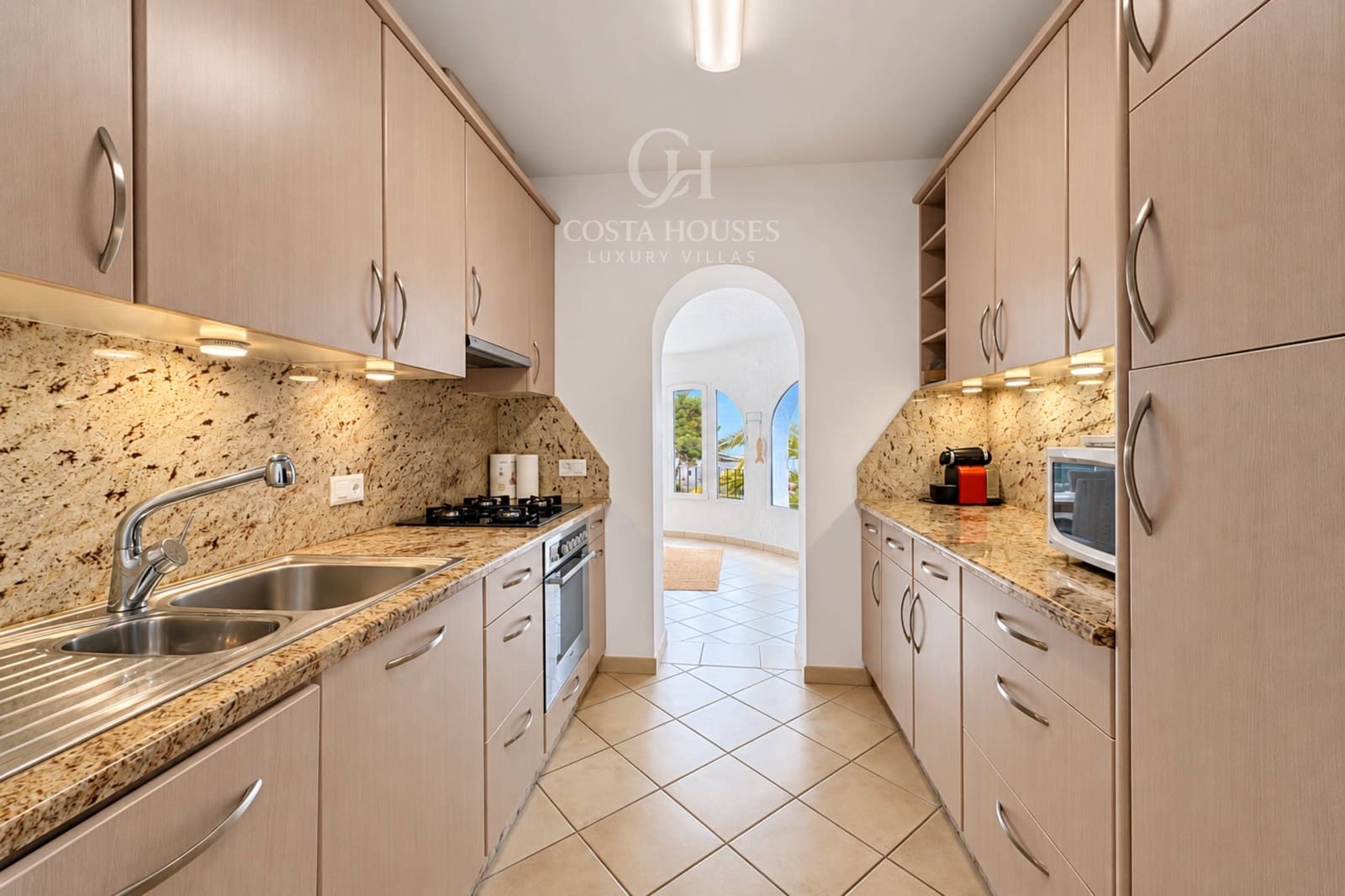 4 soverom Villa til salgs i Javea / Xabia med svømmebasseng garasje - € 990 000 (Ref: 10139735)