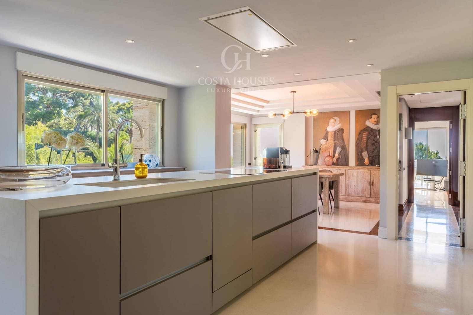 6 quarto Moradia para venda em Altea com piscina garagem - 4 900 000 € (Ref: 10139736)