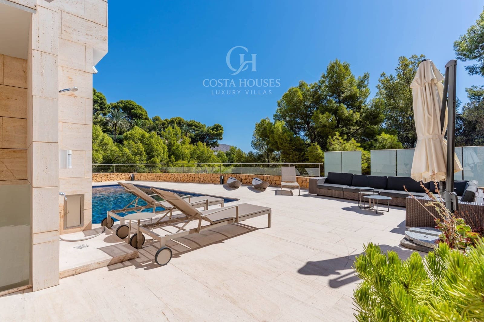 6 quarto Moradia para venda em Altea com piscina garagem - 4 900 000 € (Ref: 10139736)