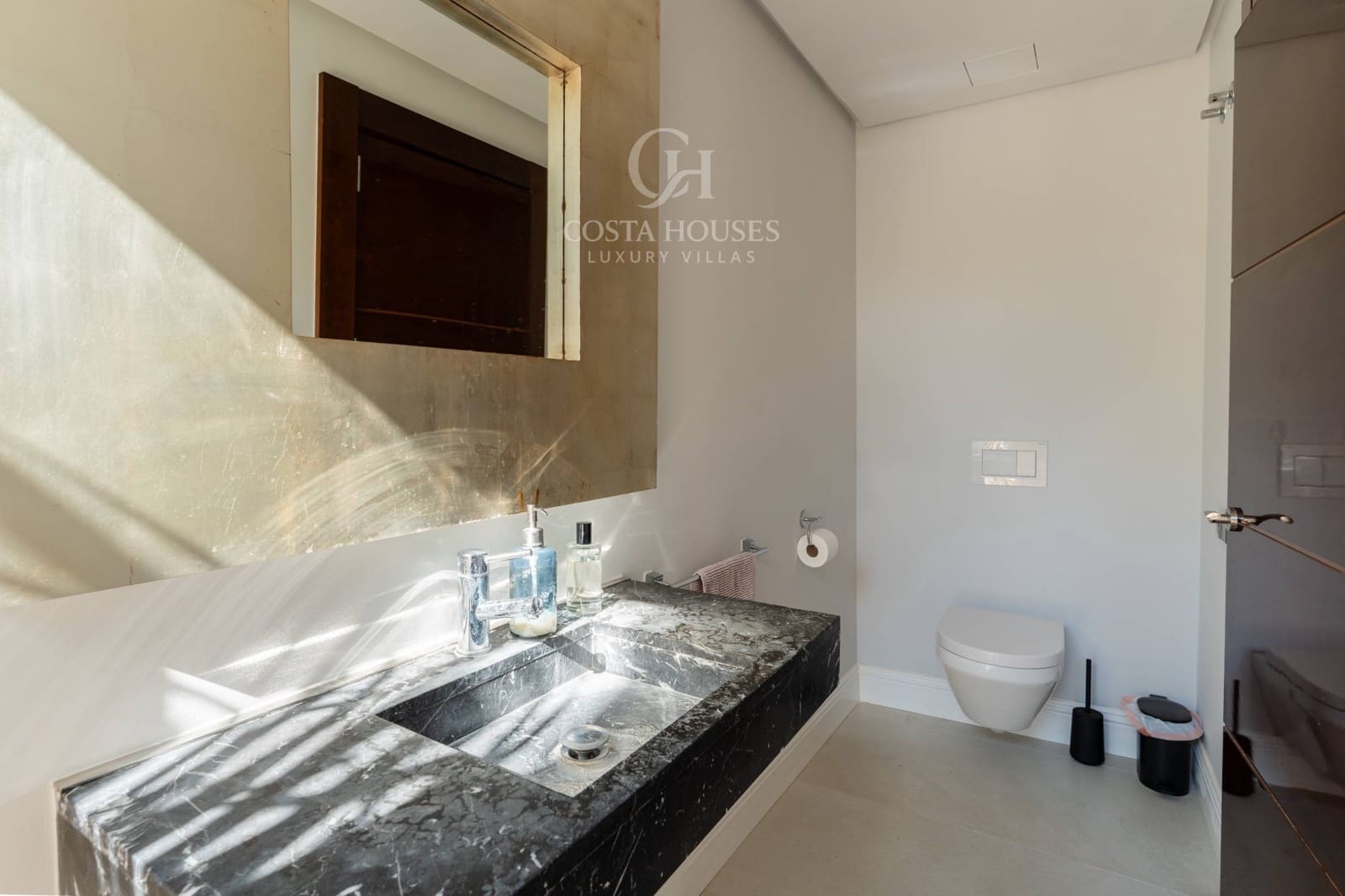 6 quarto Moradia para venda em Altea com piscina garagem - 4 900 000 € (Ref: 10139736)