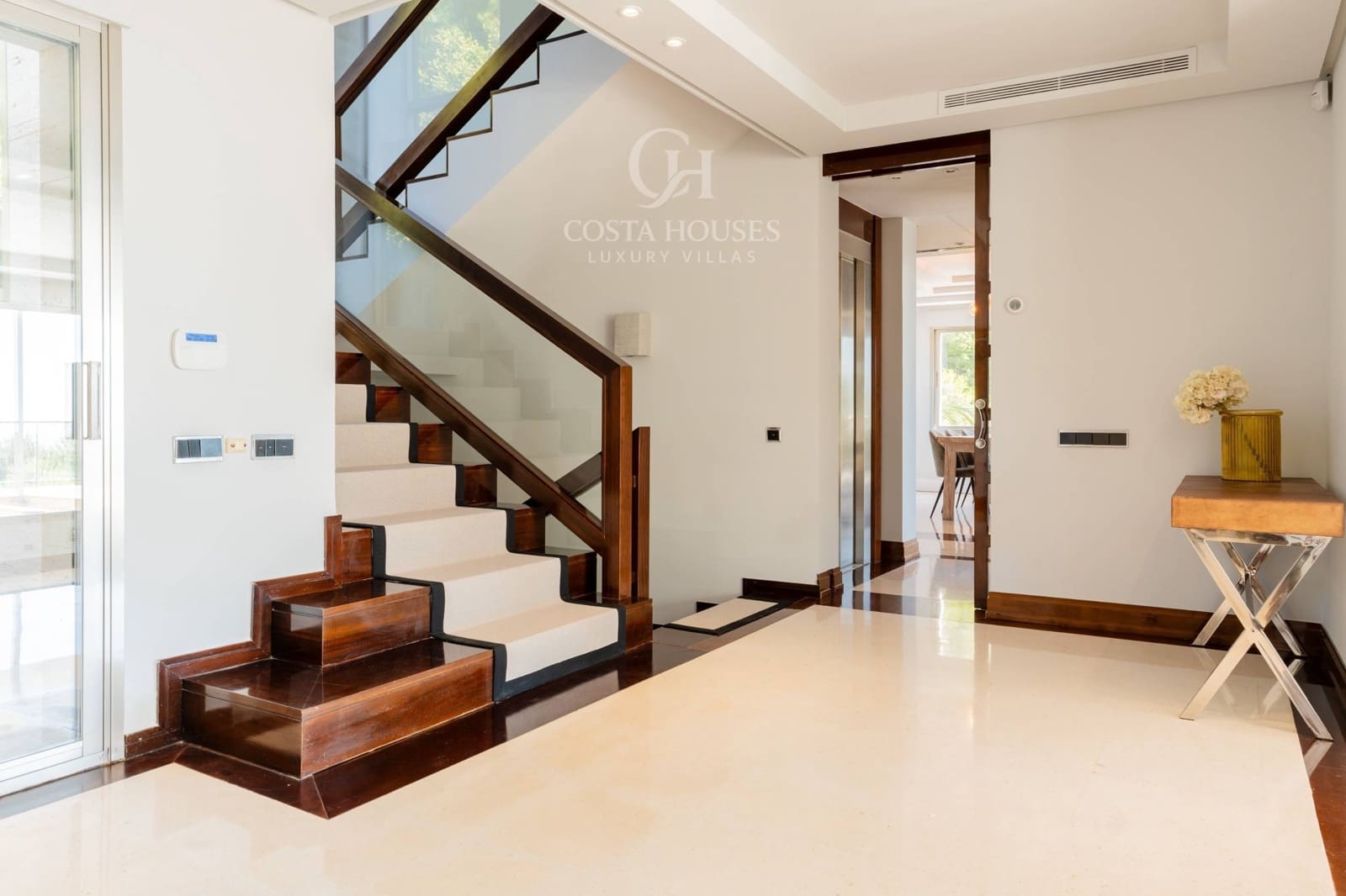 6 quarto Moradia para venda em Altea com piscina garagem - 4 900 000 € (Ref: 10139736)