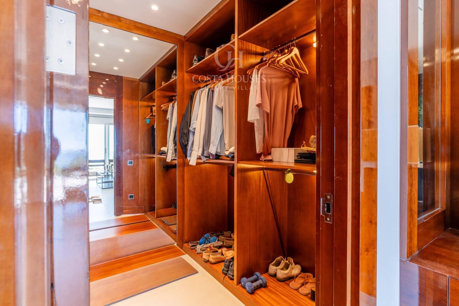 6 quarto Moradia para venda em Altea com piscina garagem - 4 900 000 € (Ref: 10139736)