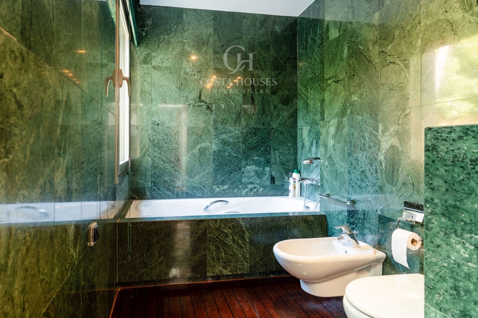6 quarto Moradia para venda em Altea com piscina garagem - 4 900 000 € (Ref: 10139736)