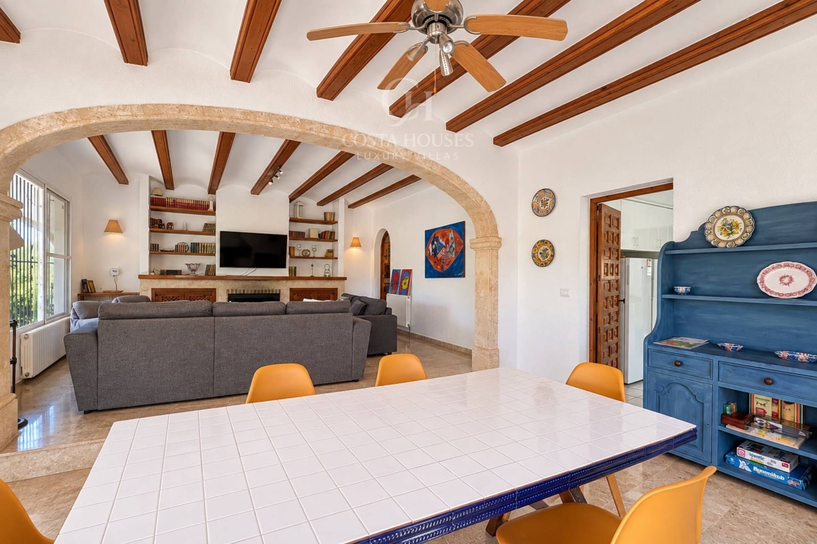 6 soverom Villa til salgs i Los Cerezos med svømmebasseng garasje - € 995 000 (Ref: 10142645)