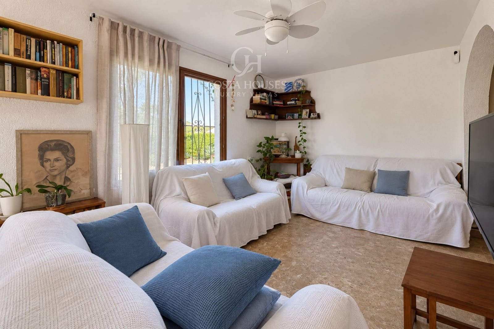 6 soverom Villa til salgs i Los Cerezos med svømmebasseng garasje - € 995 000 (Ref: 10142645)