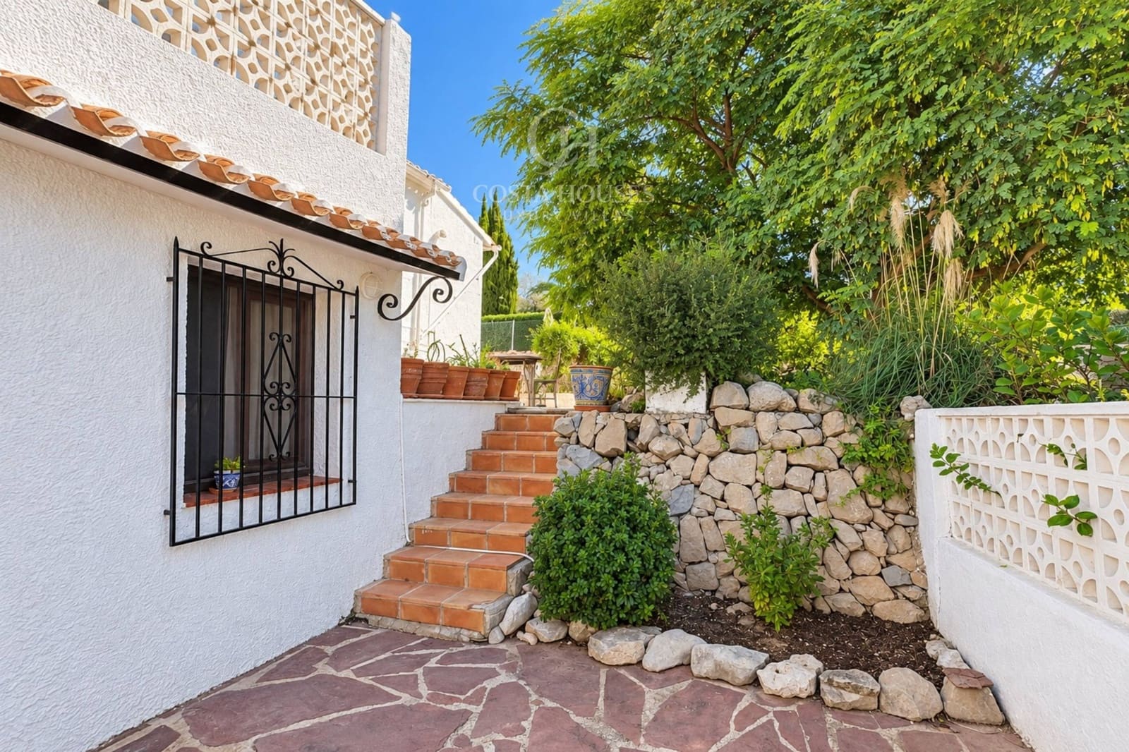 6 soverom Villa til salgs i Los Cerezos med svømmebasseng garasje - € 995 000 (Ref: 10142645)