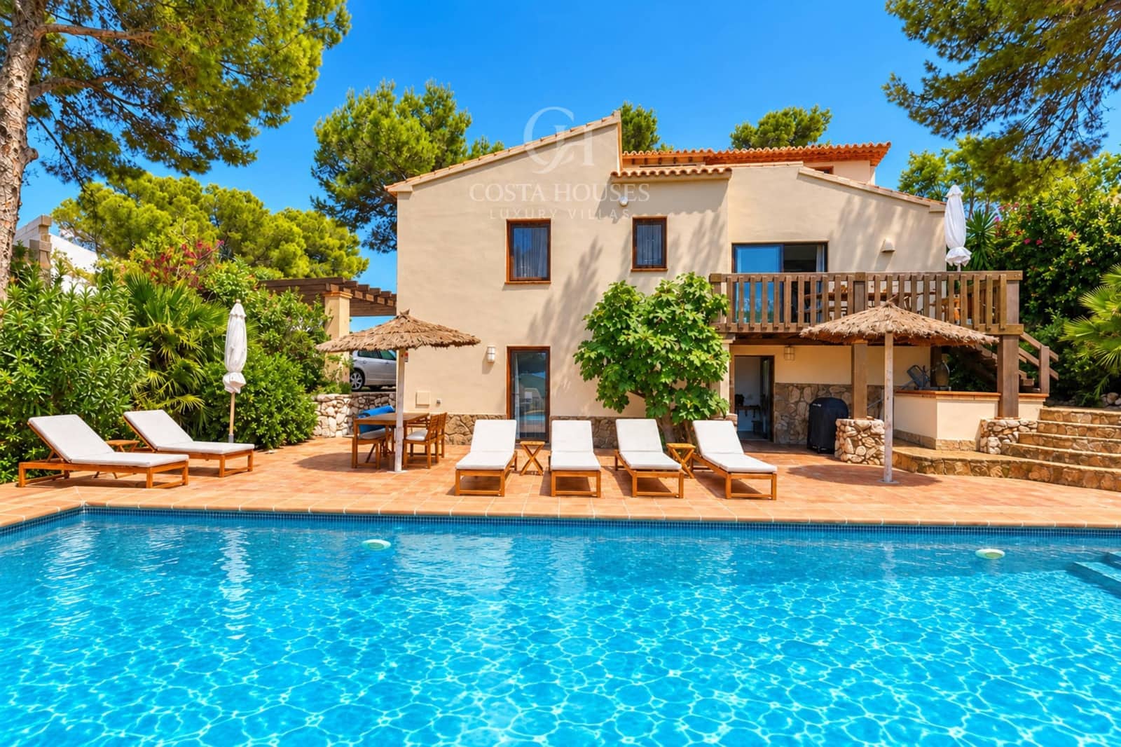 4 chambre Villa/Maison à vendre à Javea / Xabia avec piscine - 995 000 € (Ref: 10147141)