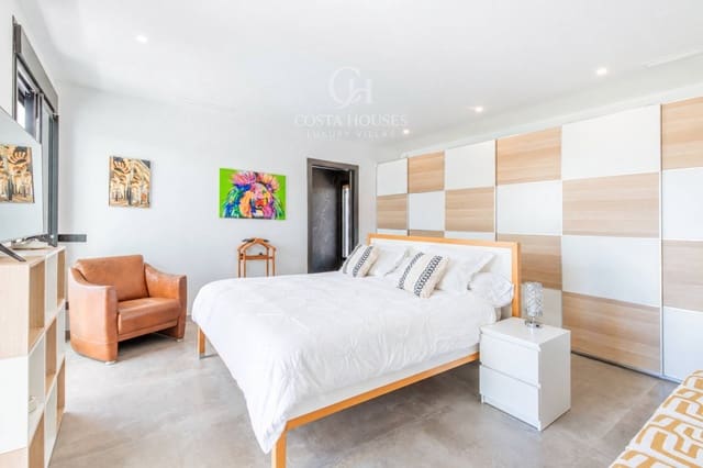 3 slaapkamer Villa te koop in Moraira, Teulada-Moraira met zwembad garage - € 1.490.000 (Ref: 10153652)