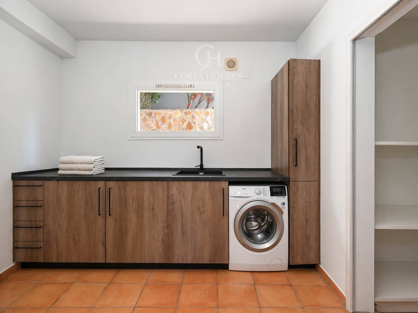 5 Zimmer Villa zu verkaufen in Moraira mit Pool - 1.635.000 € (Ref: 10153653)