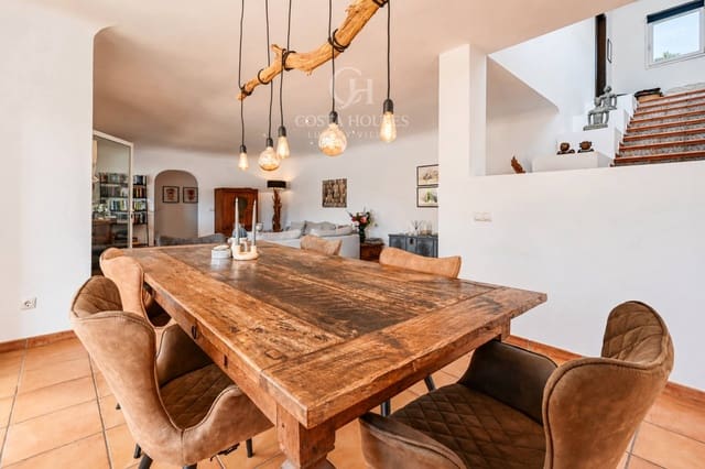 5 Zimmer Villa zu verkaufen in Paichi, Teulada-Moraira mit Pool - 1.635.000 € (Ref: 10153653)