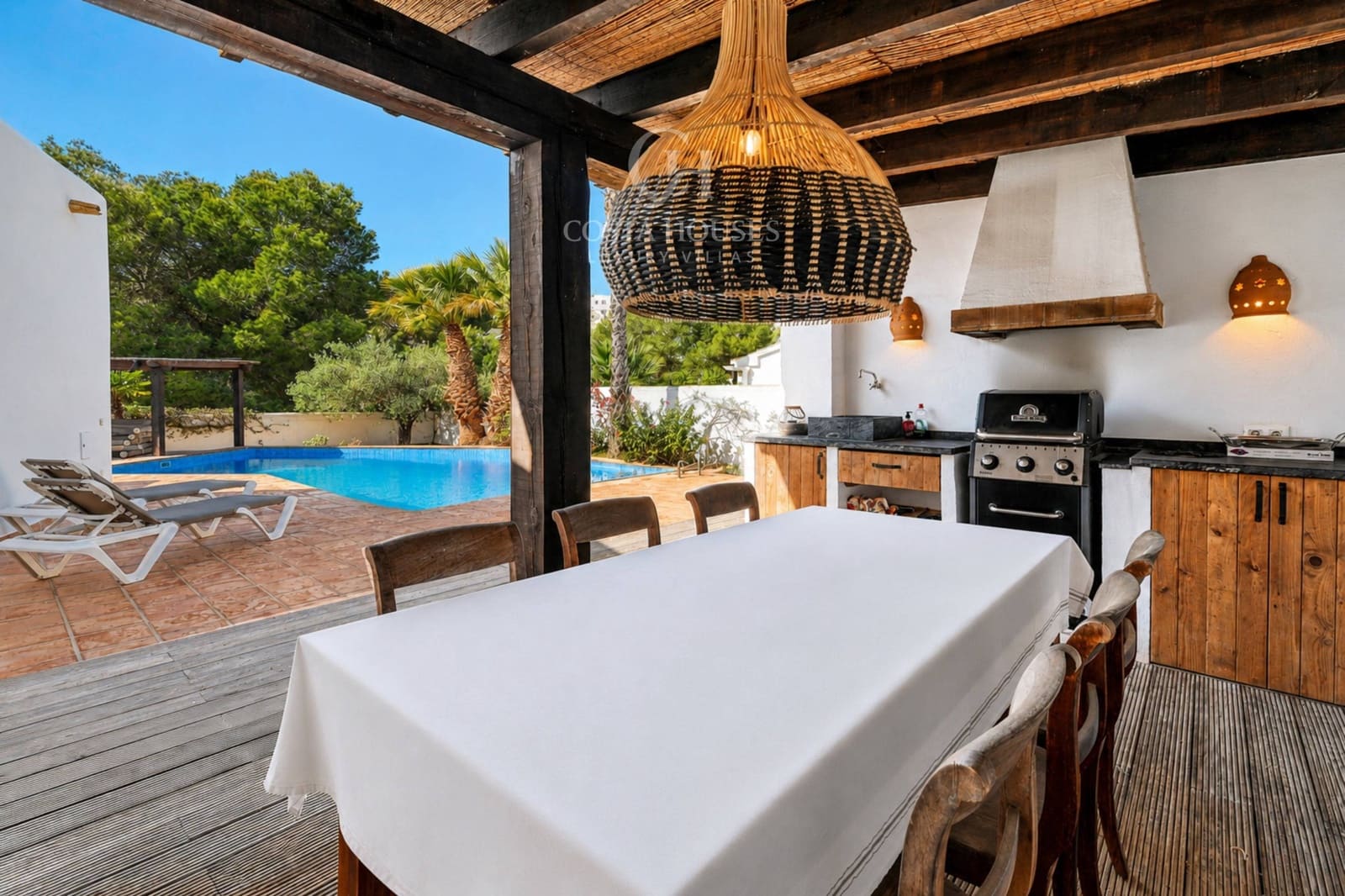 5 Zimmer Villa zu verkaufen in Moraira mit Pool - 1.635.000 € (Ref: 10153653)