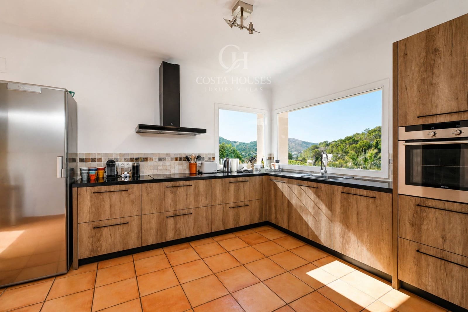 5 Zimmer Villa zu verkaufen in Moraira mit Pool - 1.635.000 € (Ref: 10153653)