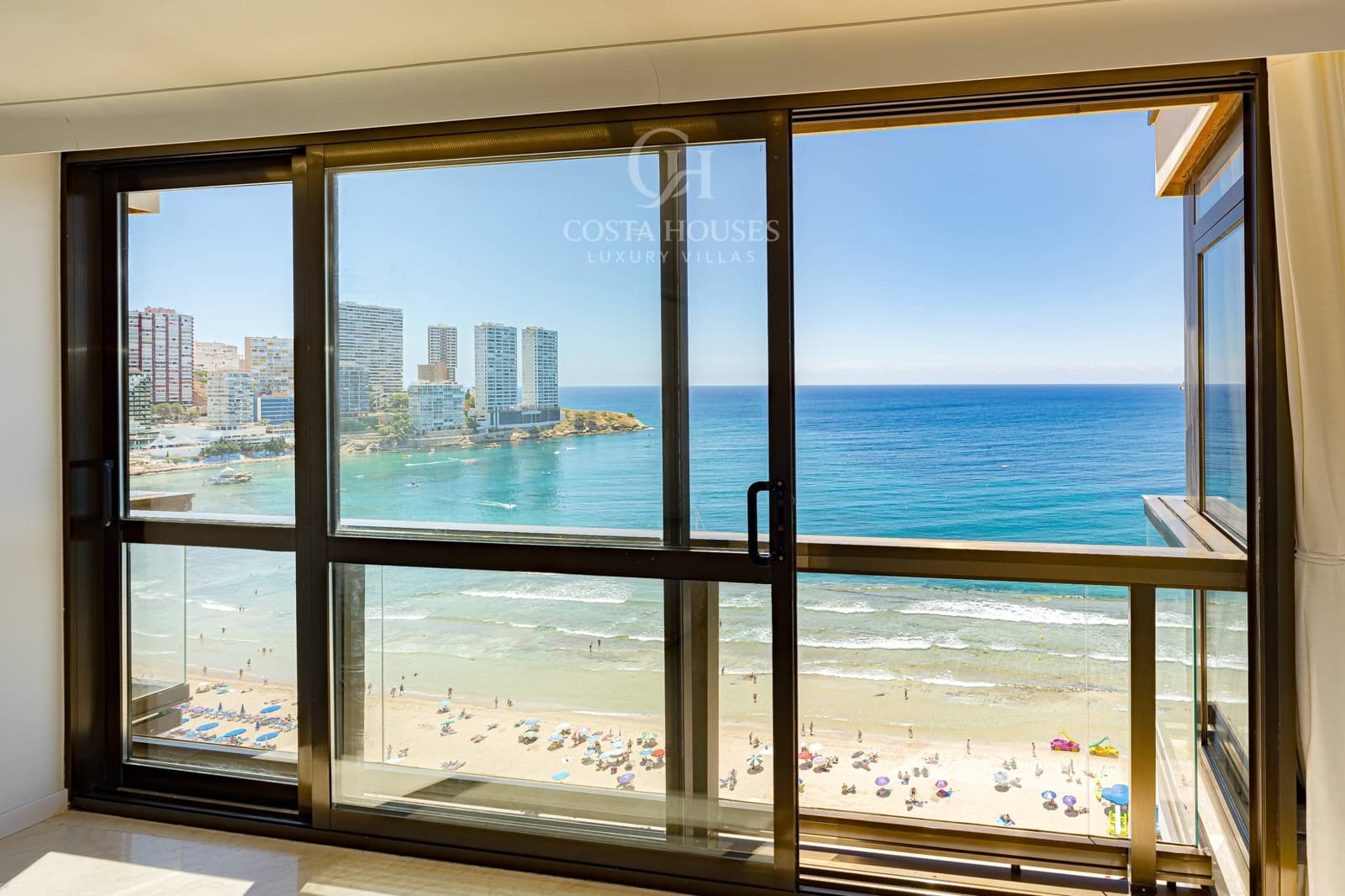 4 camera da letto Appartamento in vendita in Benidorm con piscina garage - 2.450.000 € (Rif: 10153654)