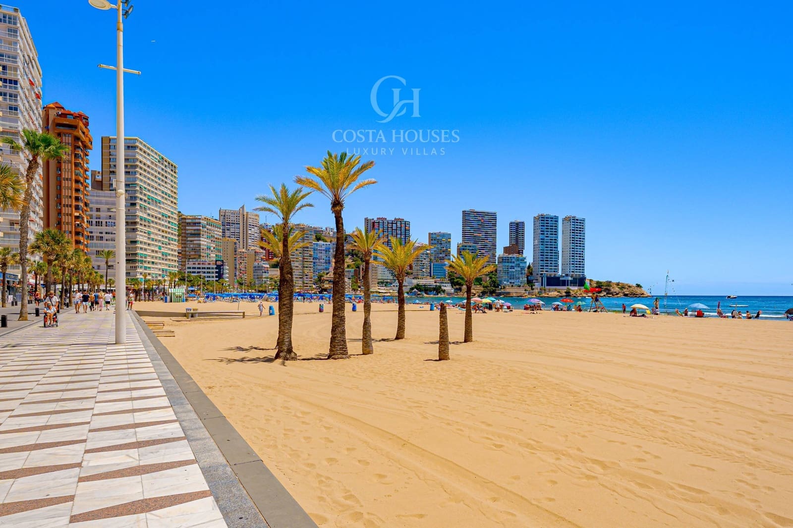 4 camera da letto Appartamento in vendita in Benidorm con piscina garage - 2.450.000 € (Rif: 10153654)