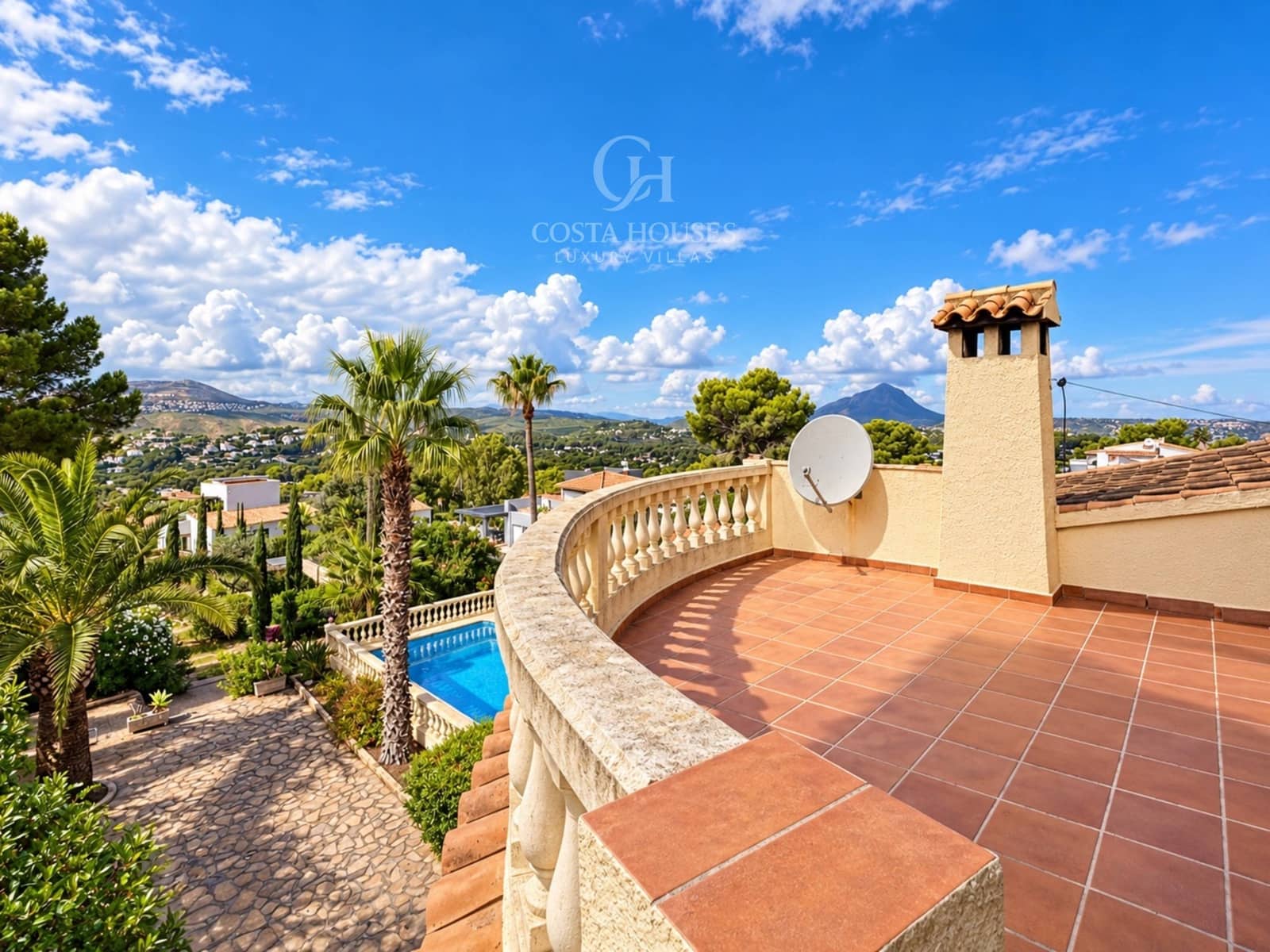 3 soverom Villa til salgs i Javea / Xabia med svømmebasseng - € 749 000 (Ref: 10166690)
