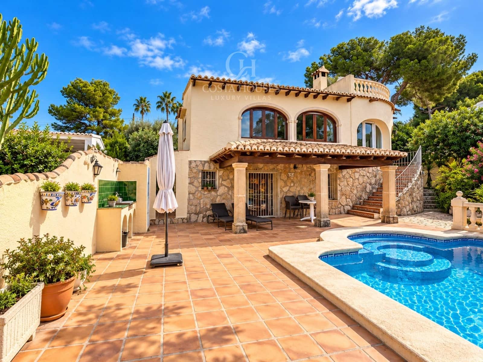 3 soverom Villa til salgs i Javea / Xabia med svømmebasseng - € 749 000 (Ref: 10166690)