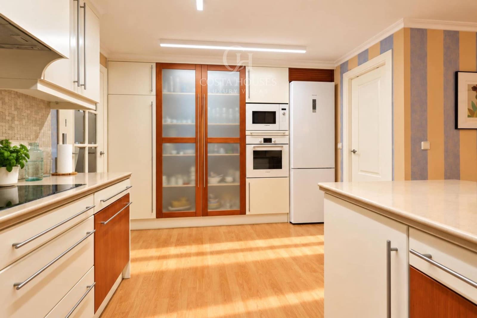 4 soveværelse Penthouse til salg i Denia med swimmingpool garage - € 850.000 (Ref: 10171606)