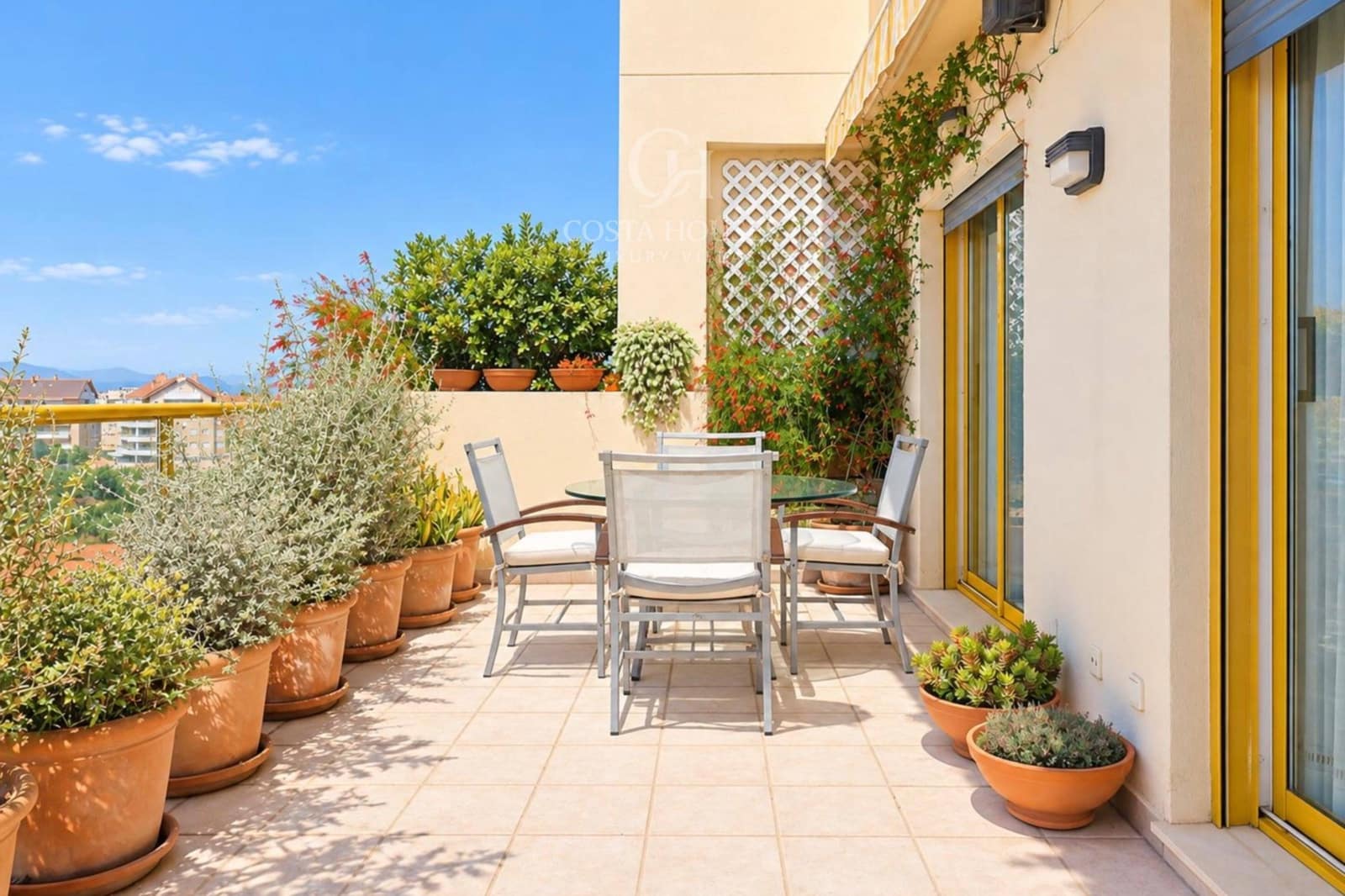 4 soveværelse Penthouse til salg i Denia med swimmingpool garage - € 850.000 (Ref: 10171606)