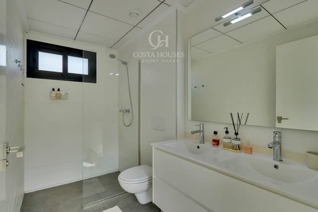 4 soverom Villa til salgs i Javea / Xàbia med svømmebasseng - € 1 195 000 (Ref: 10171607)