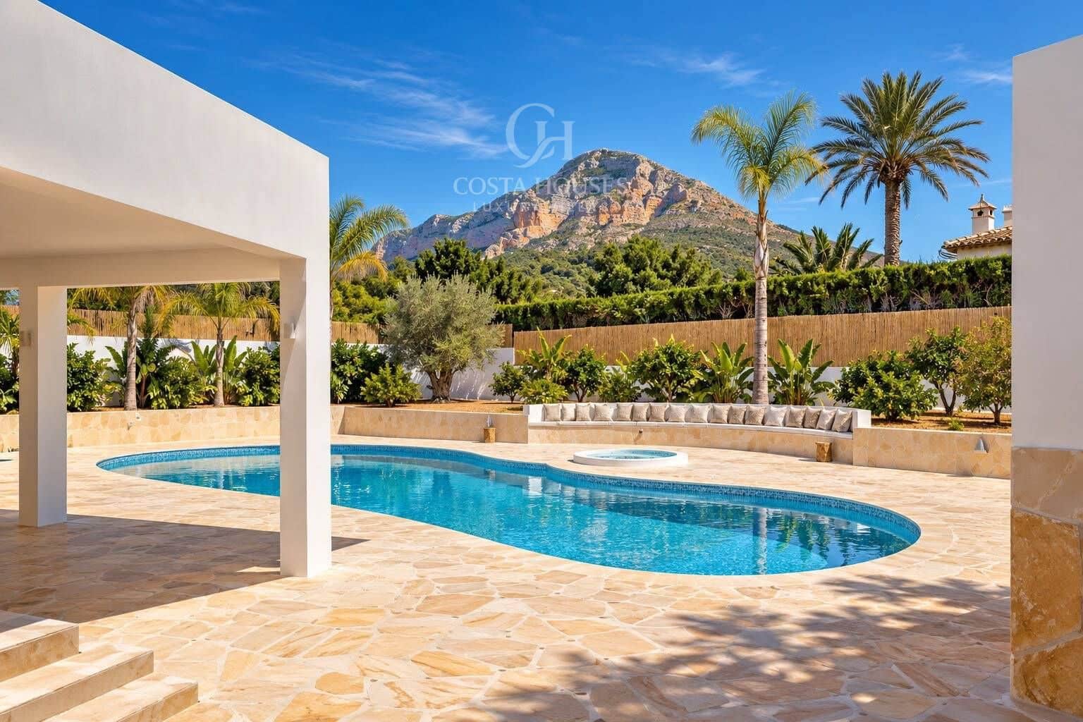 5 sovrum Villa till salu i Javea / Xabia med pool garage - 1 650 000 € (Ref: 10177173)