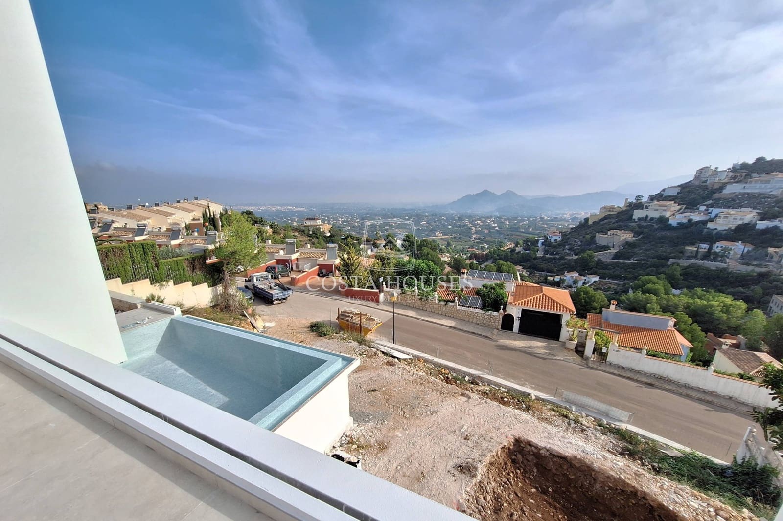 3 soveværelse Villa til salg i Pedreguer med swimmingpool - € 790.000 (Ref: 8863797)