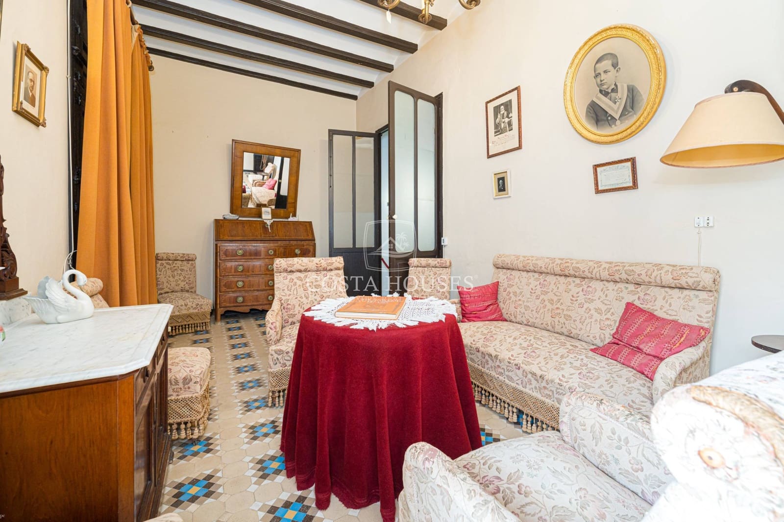 9 slaapkamer Huis te koop in Benissa met garage - € 715.000 (Ref: 8863802)