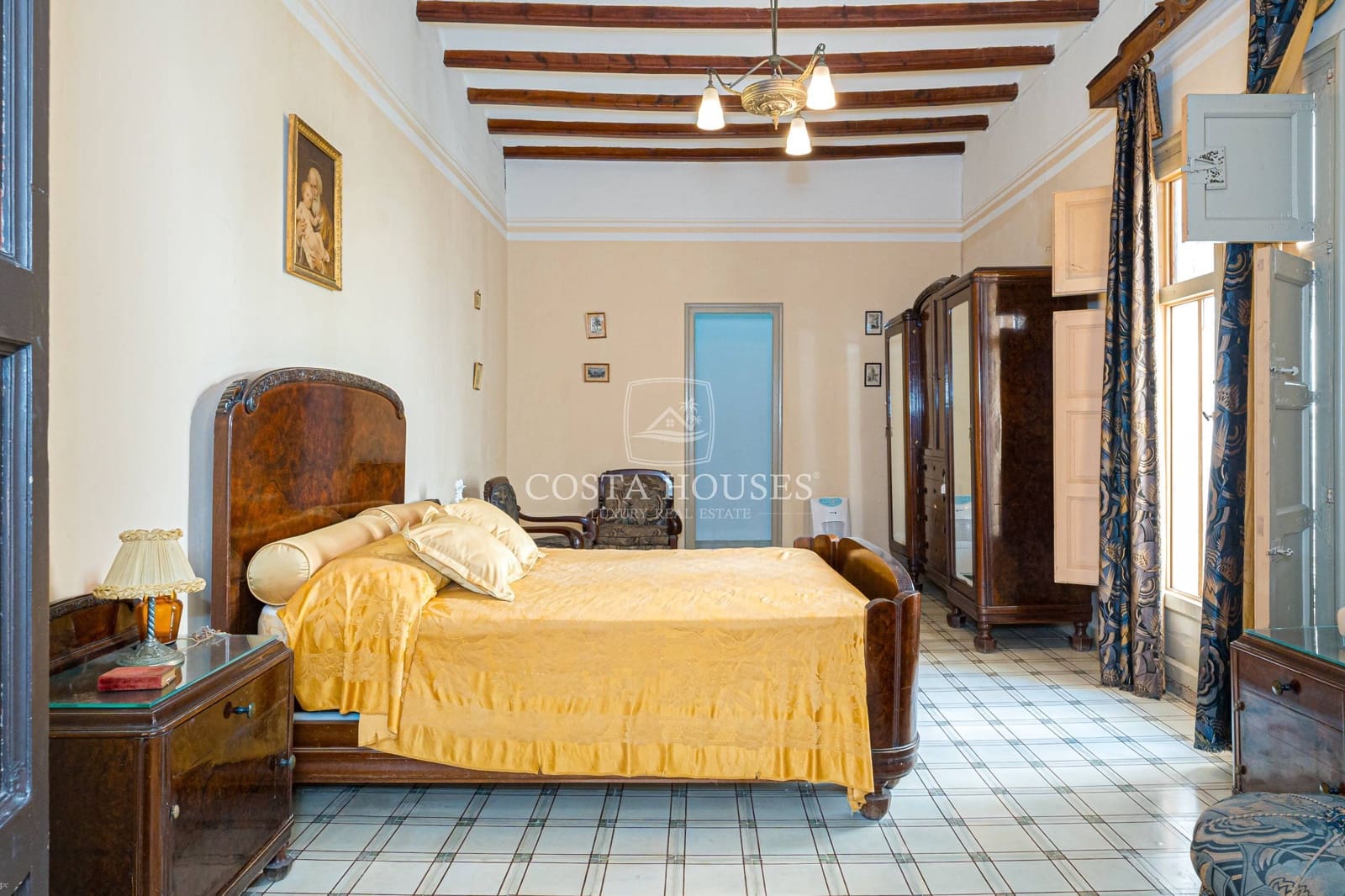 9 slaapkamer Huis te koop in Benissa met garage - € 715.000 (Ref: 8863802)