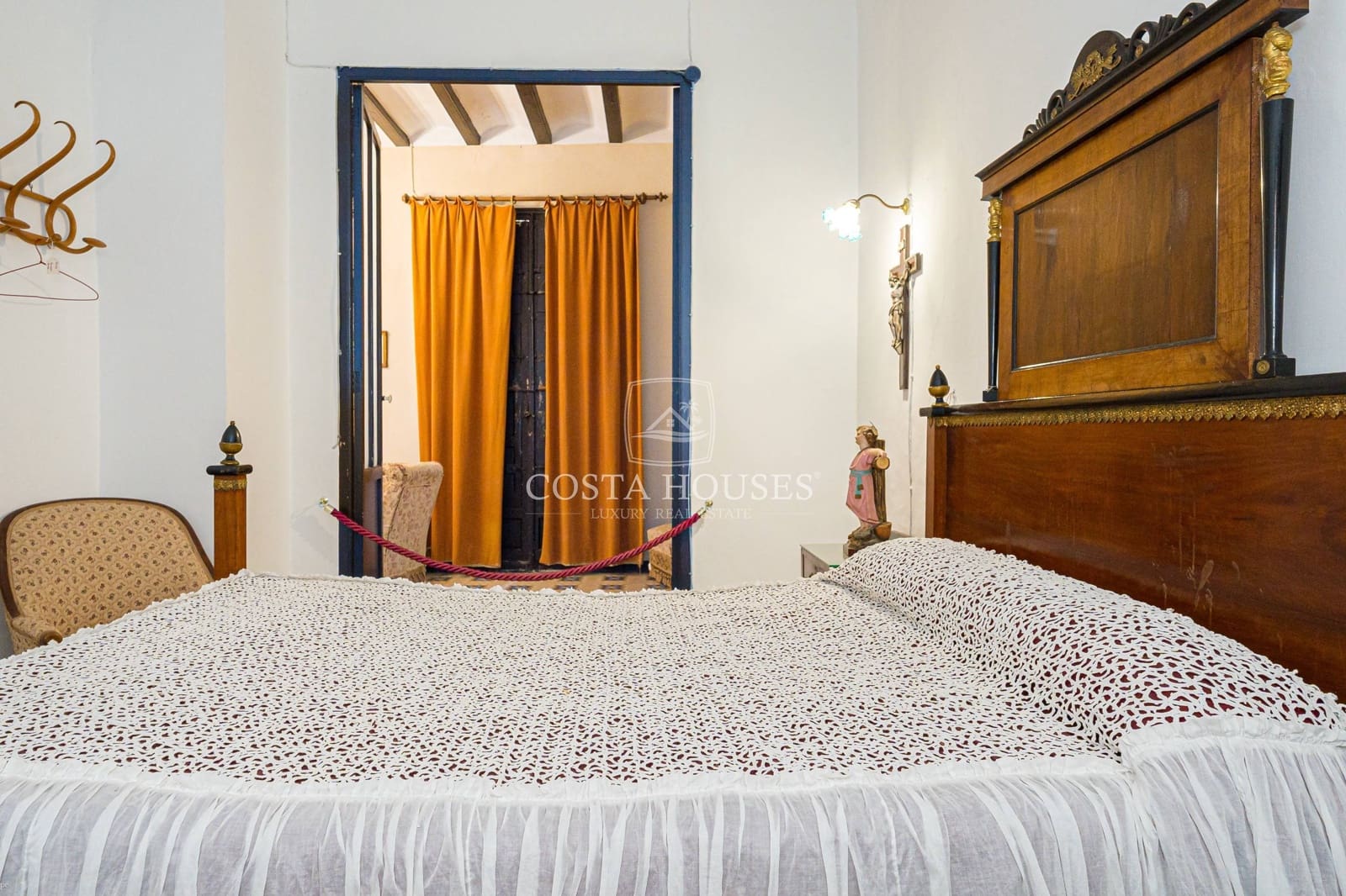 9 slaapkamer Huis te koop in Benissa met garage - € 715.000 (Ref: 8863802)