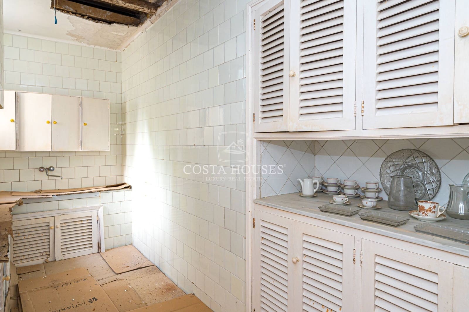 9 slaapkamer Huis te koop in Benissa met garage - € 715.000 (Ref: 8863802)