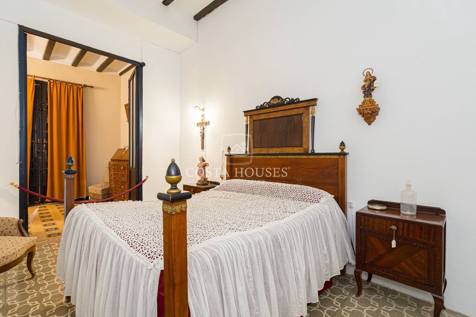 9 slaapkamer Huis te koop in Benissa met garage - € 715.000 (Ref: 8863802)