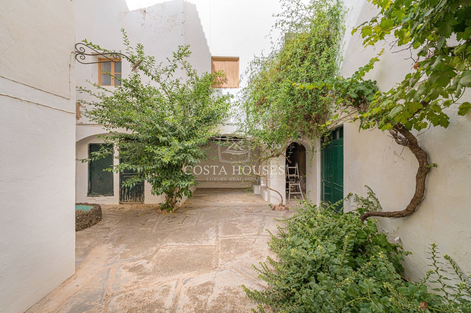 9 slaapkamer Huis te koop in Benissa met garage - € 715.000 (Ref: 8863802)