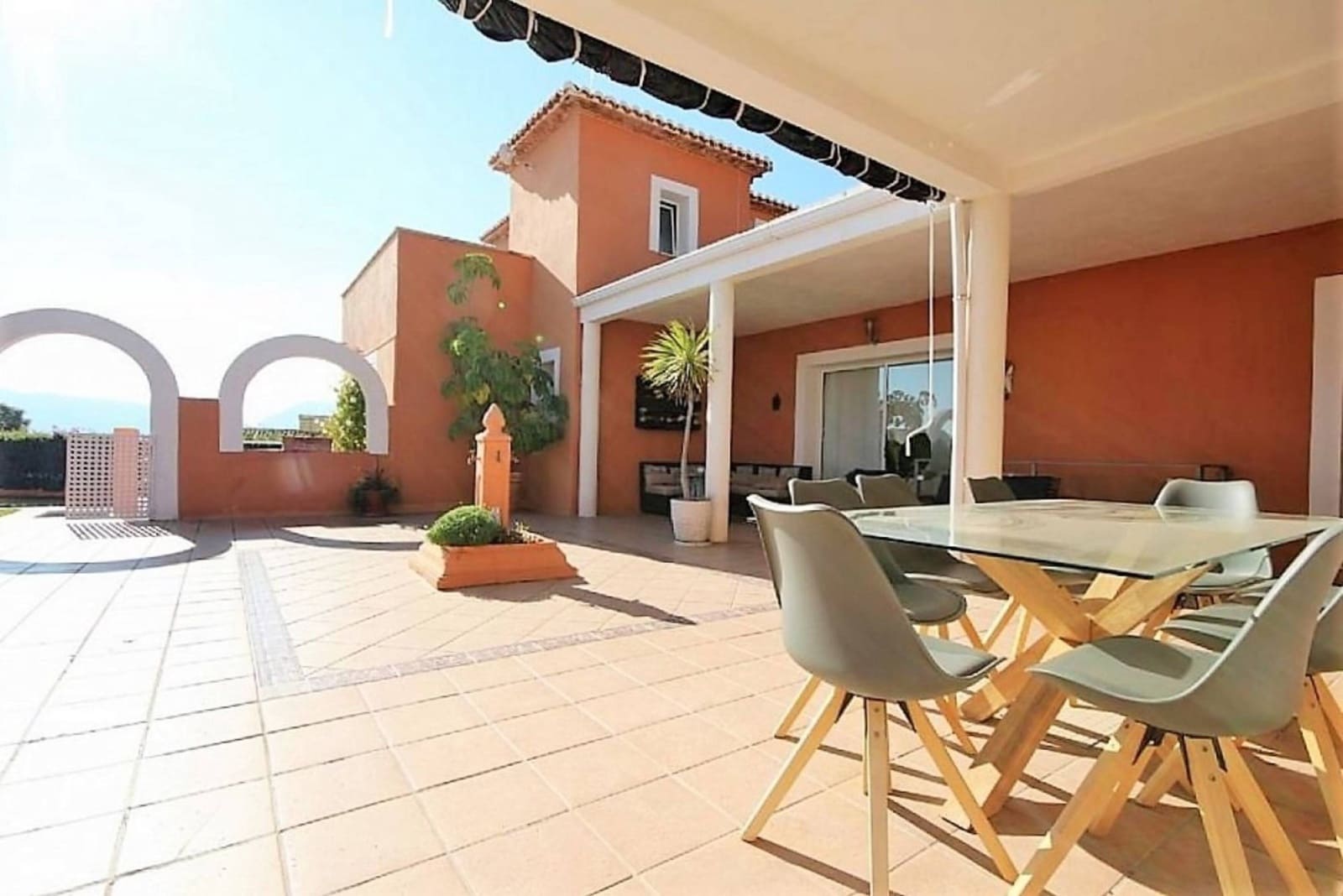 4 soverom Villa til salgs i Javea / Xabia med svømmebasseng garasje - € 1 100 000 (Ref: 8863803)
