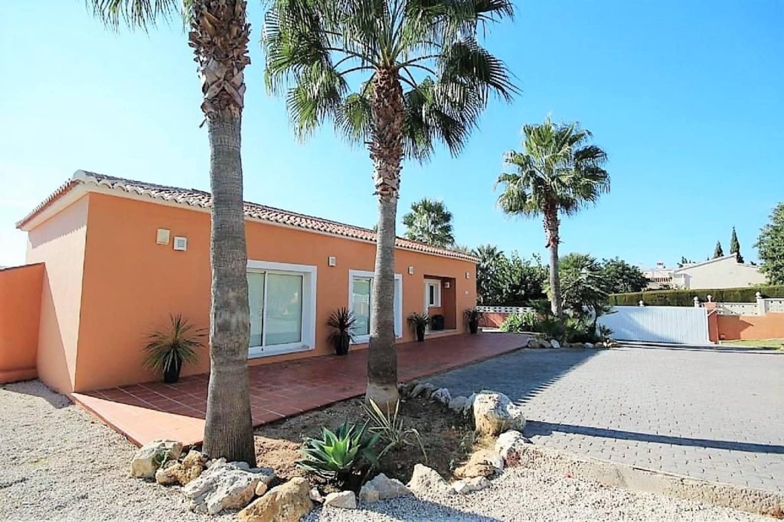 4 soverom Villa til salgs i Javea / Xabia med svømmebasseng garasje - € 1 100 000 (Ref: 8863803)