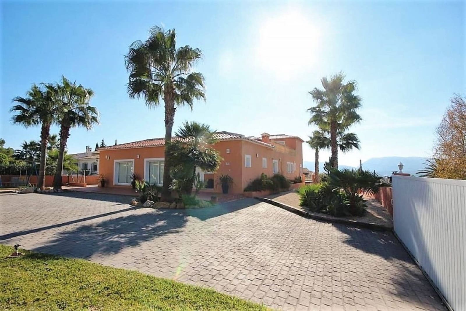 4 soverom Villa til salgs i Javea / Xabia med svømmebasseng garasje - € 1 100 000 (Ref: 8863803)