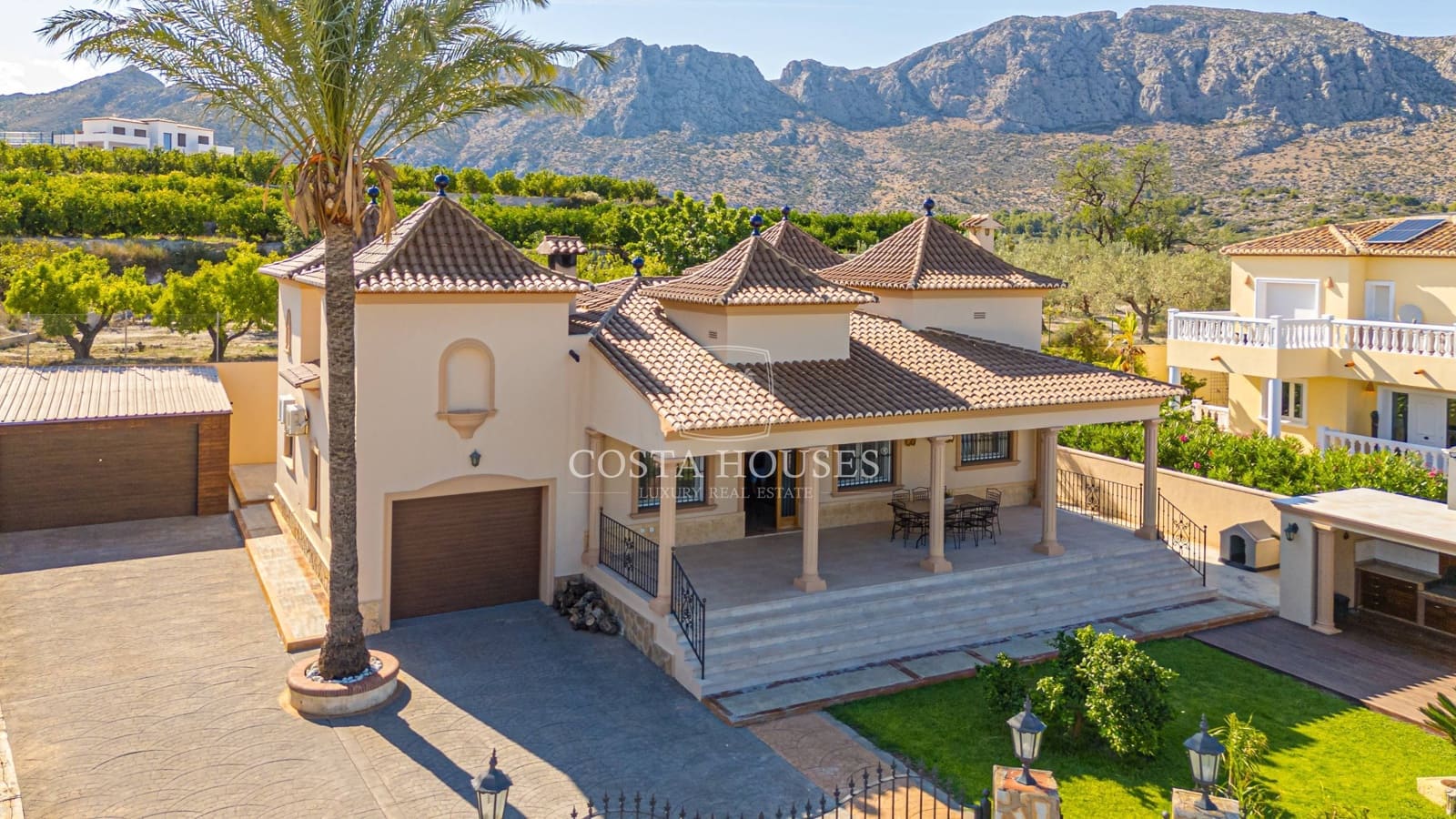 4 slaapkamer Villa te koop in Beniarbeig met zwembad garage - € 820.000 (Ref: 8863804)