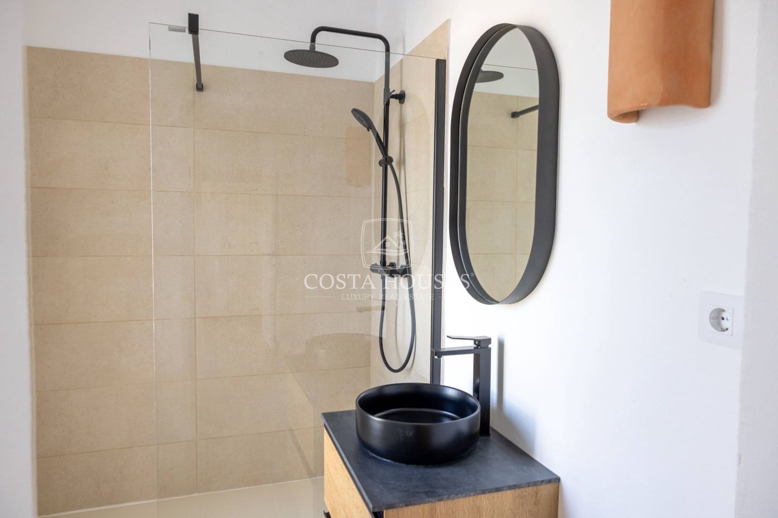 3 sypialnia Willa na sprzedaż w Javea / Xabia z basenem - 790 000 € (Ref: 8863805)