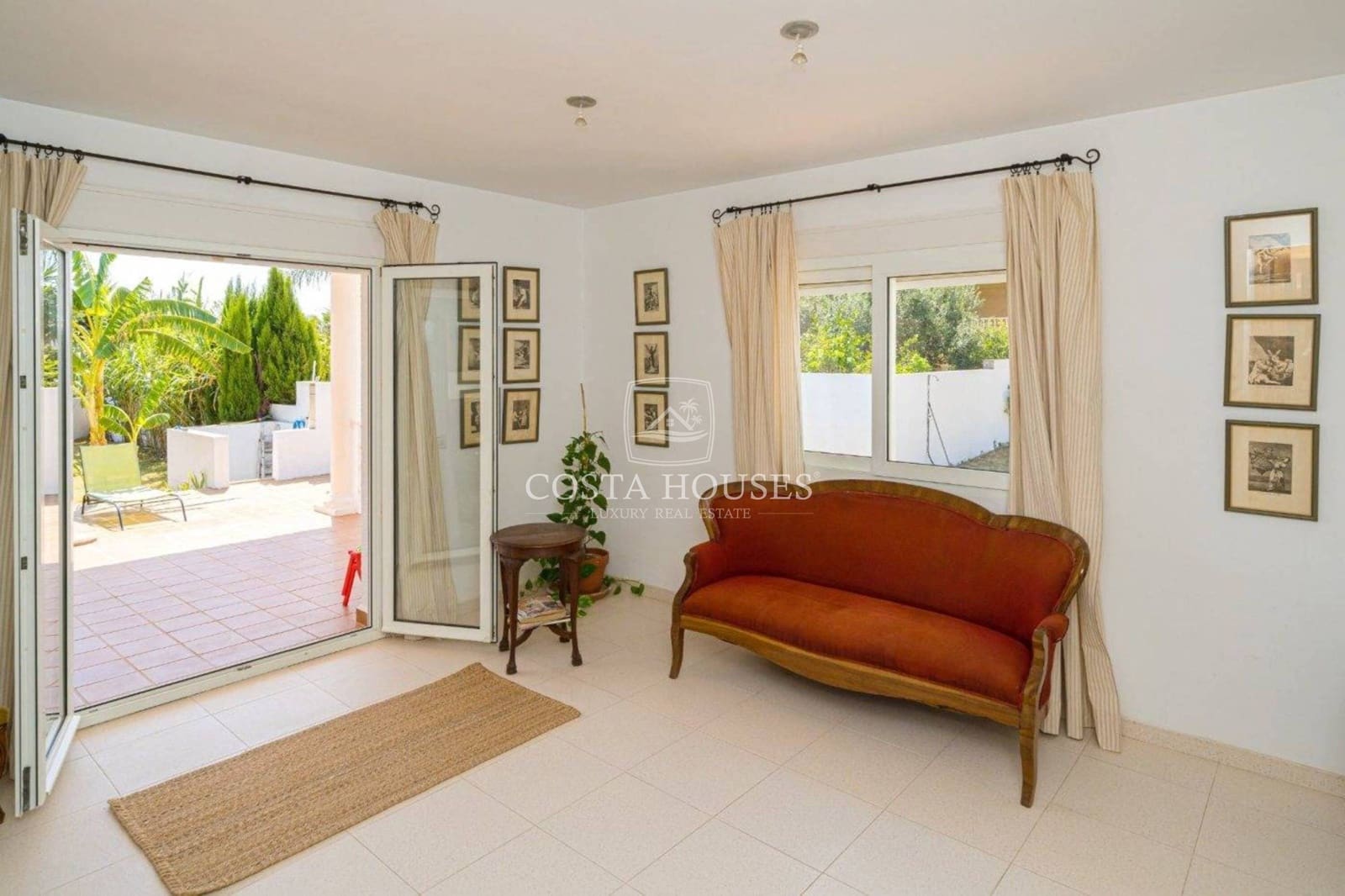 5 slaapkamer Villa te koop in Denia met zwembad - € 975.000 (Ref: 8863806)