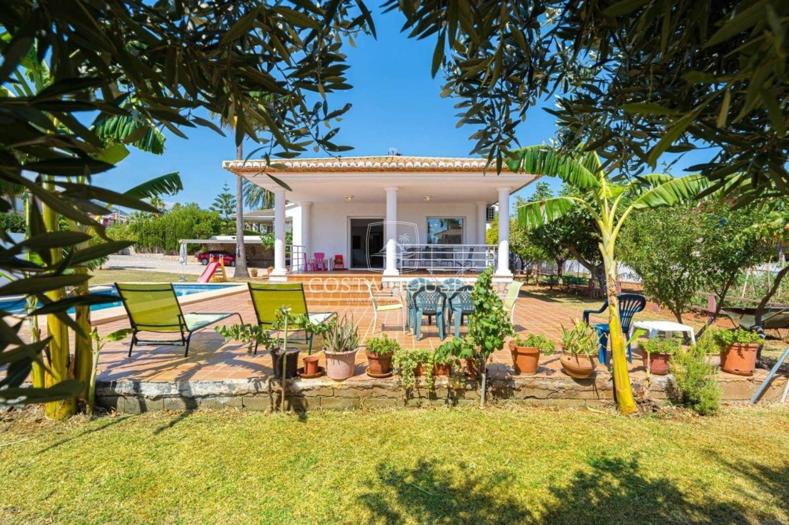 5 slaapkamer Villa te koop in Denia met zwembad - € 975.000 (Ref: 8863806)