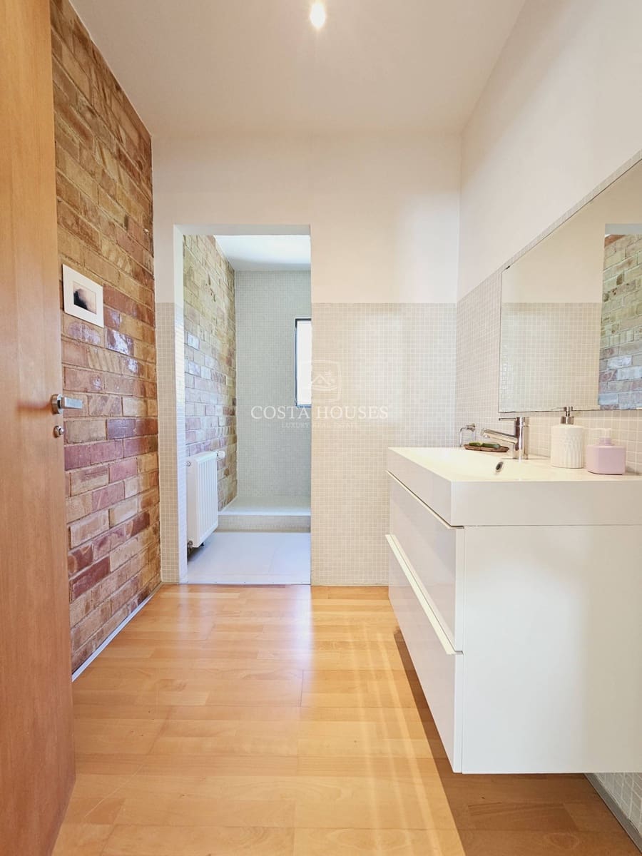 4 bedroom Villa for sale in Denia with pool - € 895,000 (Ref: 8863808)